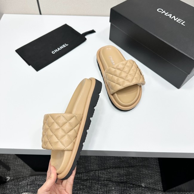 Chanel slipper 21061-1