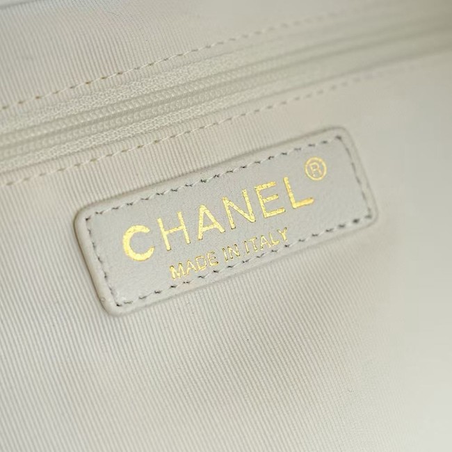 CHANEL Shoulder Bag 66971 white