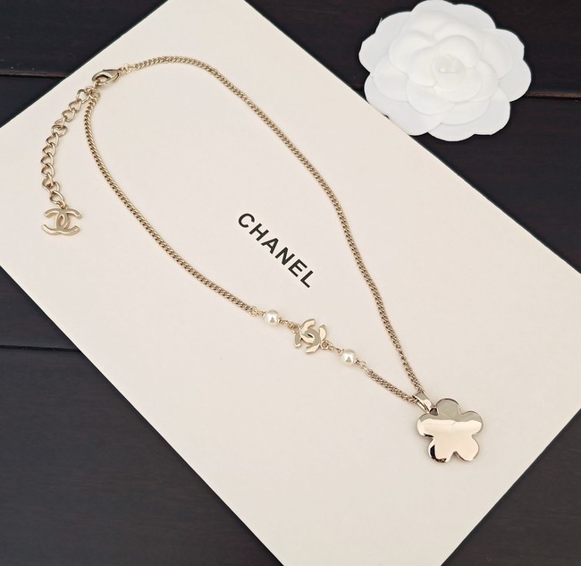 Chanel necklace CE81889