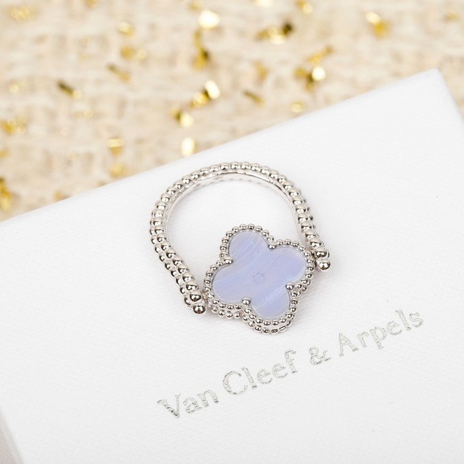 Van Cleef & Arpels ring CE81874