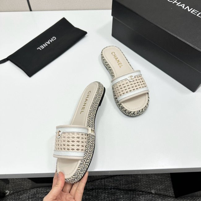 Chanel Slippers 55724-3
