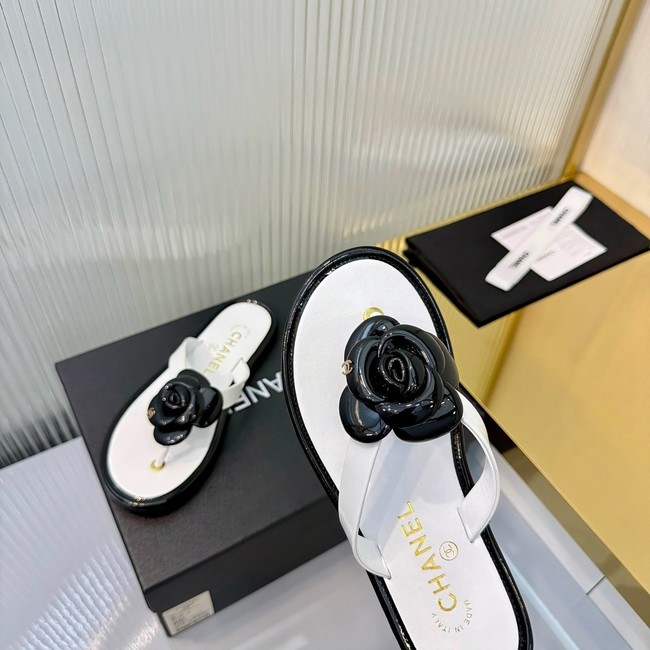 Chanel Thongs 55764-4