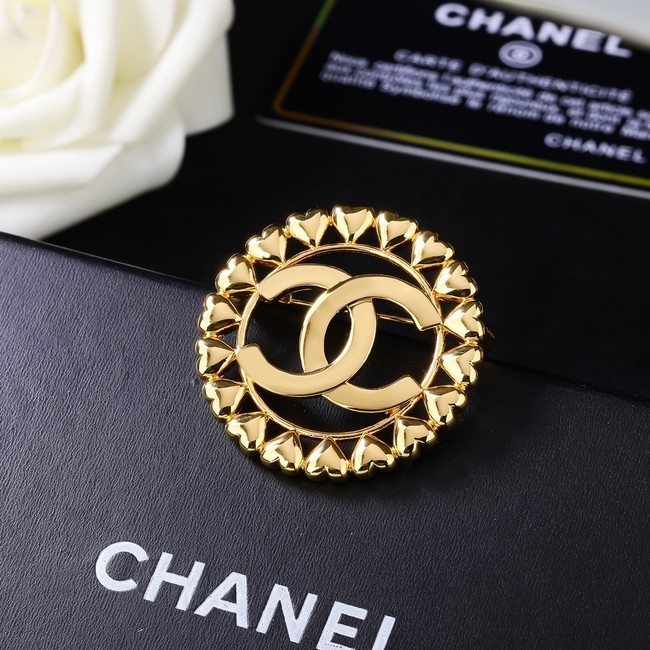 Chanel brooch CE81920