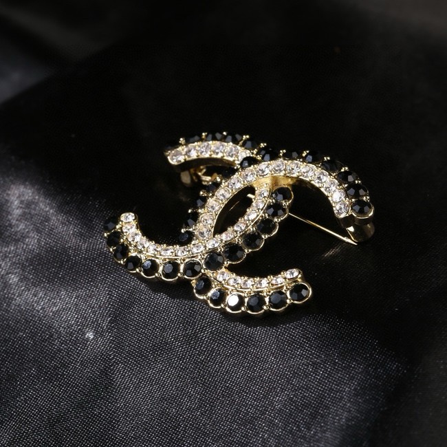 Chanel brooch CE81921