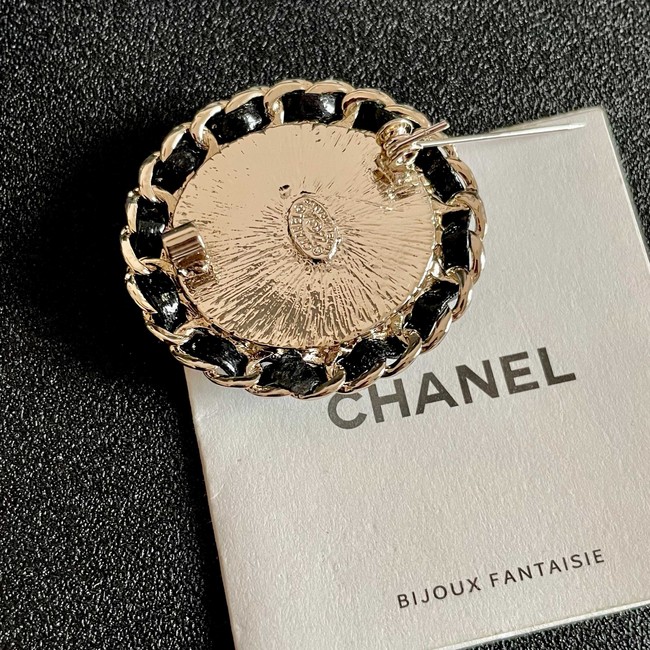 Chanel brooch CE81978