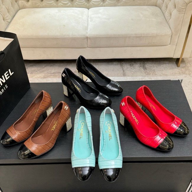 CHANEL Pumps 66946-3
