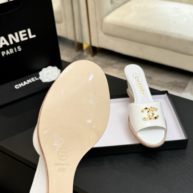 Chanel Slippers 66943-18