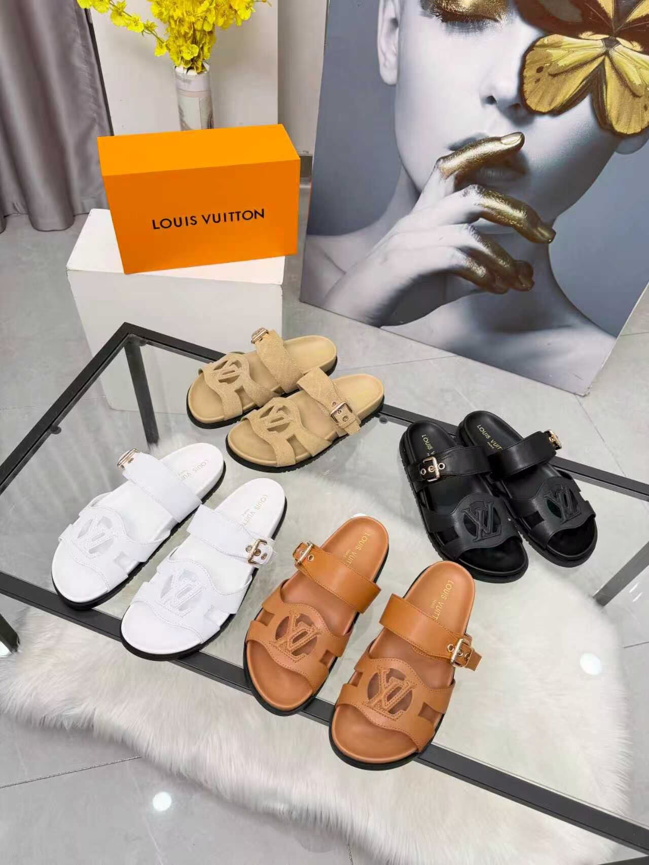 Louis Vuitton Slippers Shoes LV63021