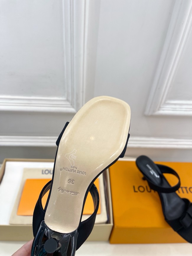 Louis Vuitton Sandals 67004-4