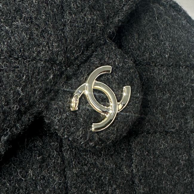CHANEL 25 SMALL HANDBAG Felt AS5293 Dark Gray CHANEL 25 SMALL HANDBAG Felt AS5293 Dark Gray