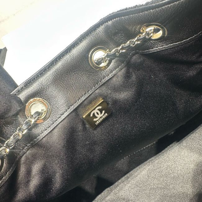 CHANEL 25 SMALL HANDBAG Felt AS5293 Dark Gray CHANEL 25 SMALL HANDBAG Felt AS5293 Dark Gray
