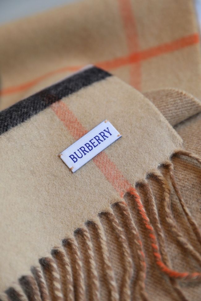 Burberry cashmere scarf BU0031-1 Burberry cashmere scarf BU0031-1