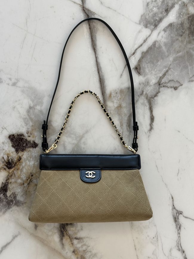Chanel Clutch with Chain AP5540 apricot
