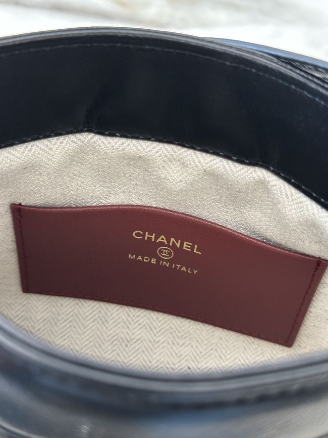 Chanel Clutch with Chain AP5540 black