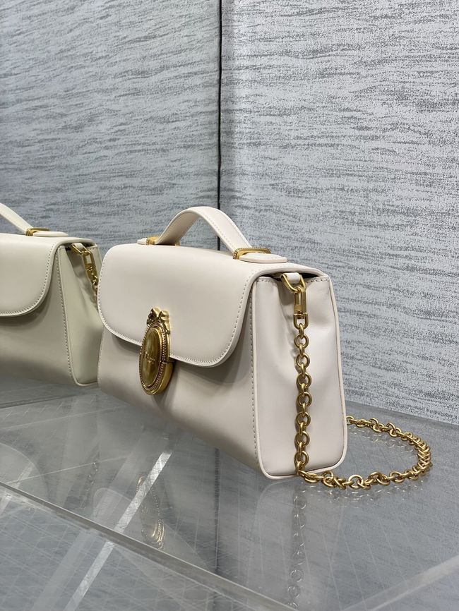 Dior Medaillon Pouch Smooth Calfskin M3671 Cream Dior Medaillon Pouch Smooth Calfskin M3671 Cream