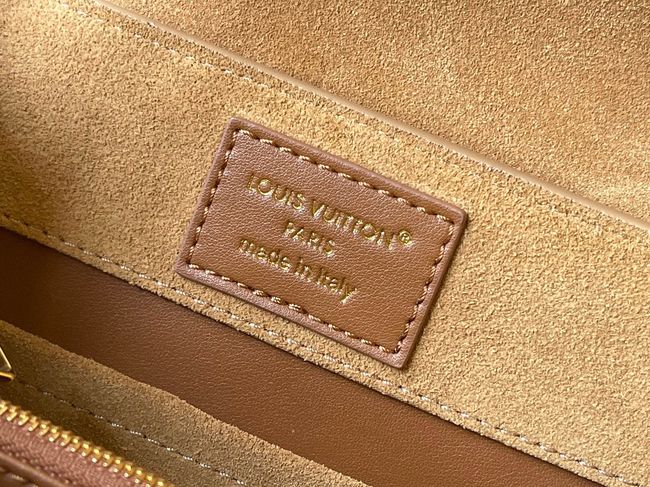 Louis Vuitton New Capucines BB M29613 Hazelnut Louis Vuitton New Capucines BB M29613 Hazelnut