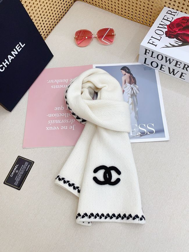 Chanel Cashmere Scarf&Hat AAC073-2