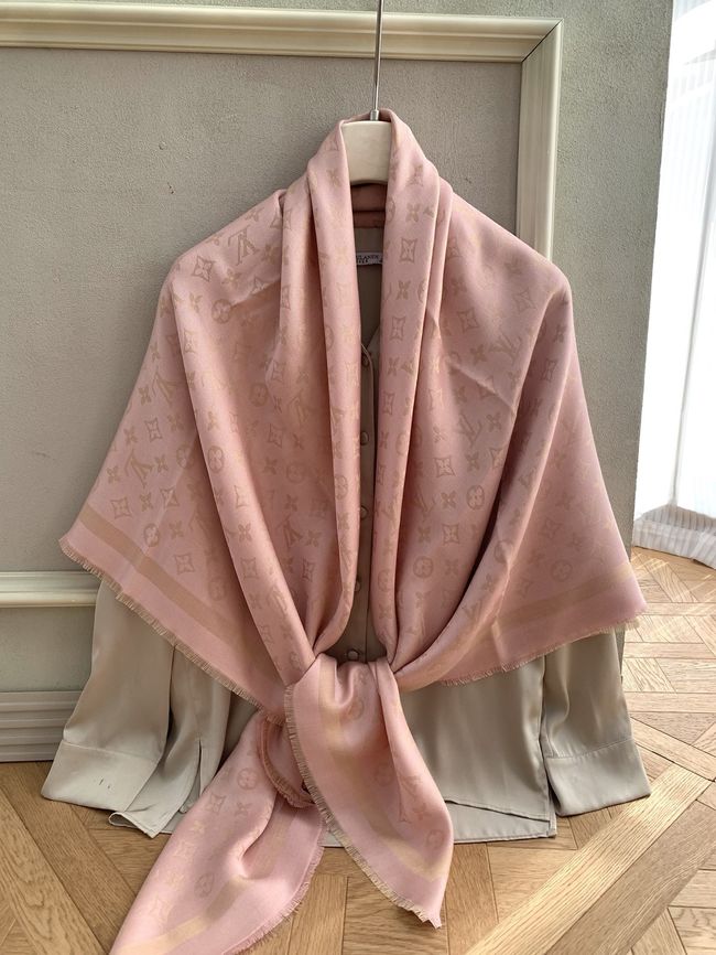 Louis Vuitton Monogram Shine Shawl M9A256-1 Louis Vuitton Monogram Shine Shawl M9A256-1