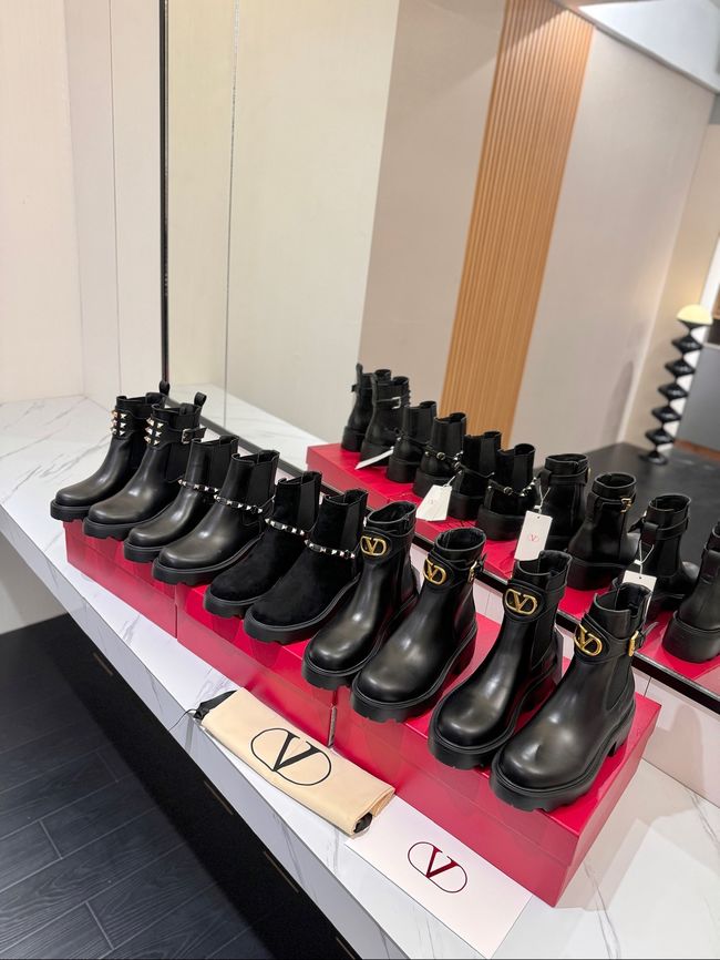 Valentino LOGO cowhide ankle boots S0MT5-4