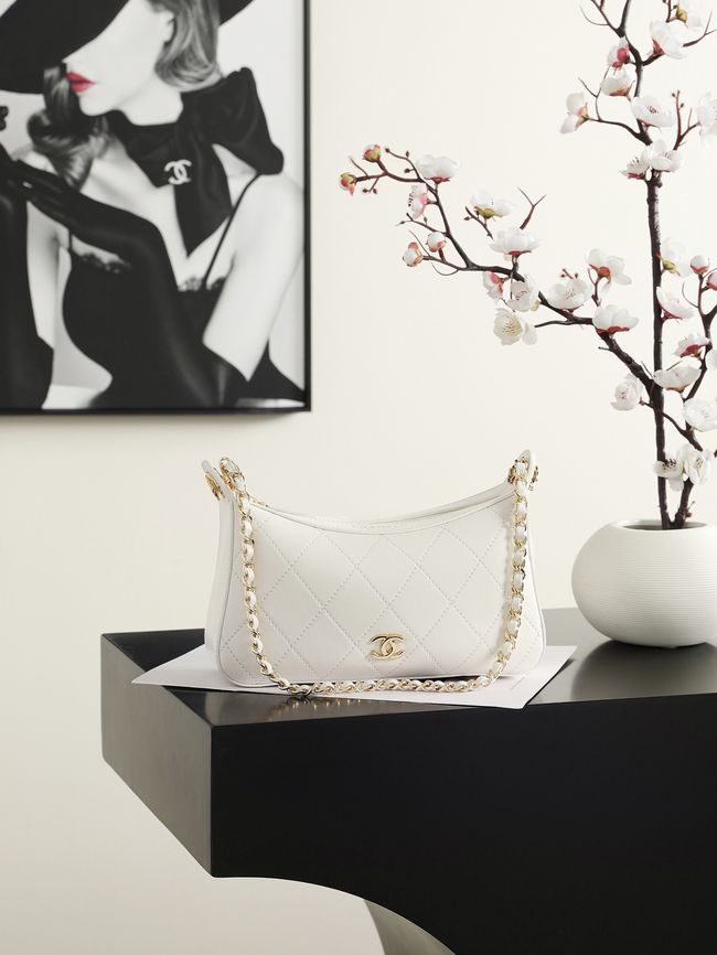 CHANEL Hobo Bag AS6640 WHITE