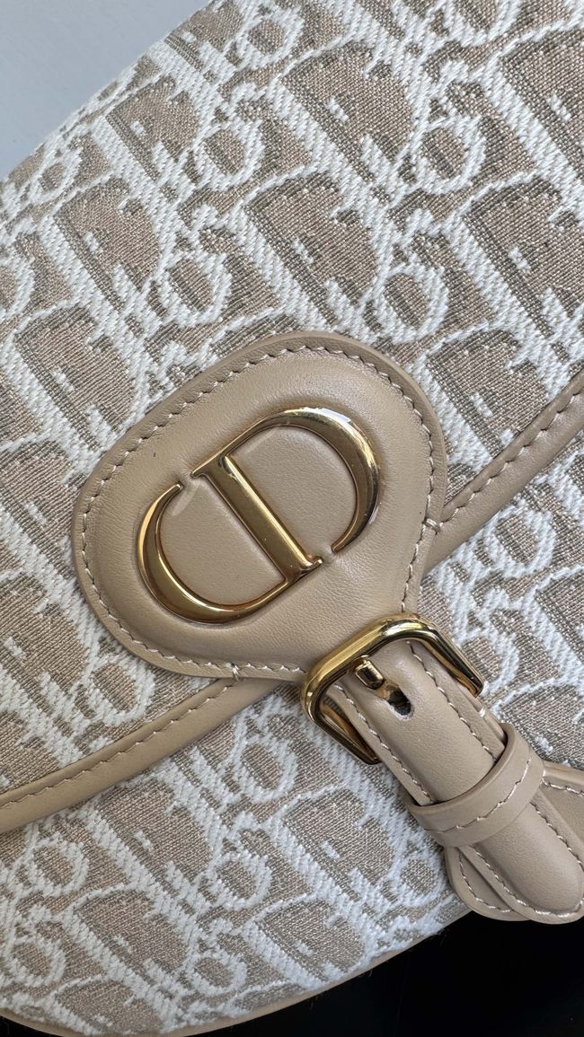 MEDIUM DIOR BOBBY BAG Warm Taupe Box Embroidery M2170 apricot MEDIUM DIOR BOBBY BAG Warm Taupe Box Embroidery M2170 apricot
