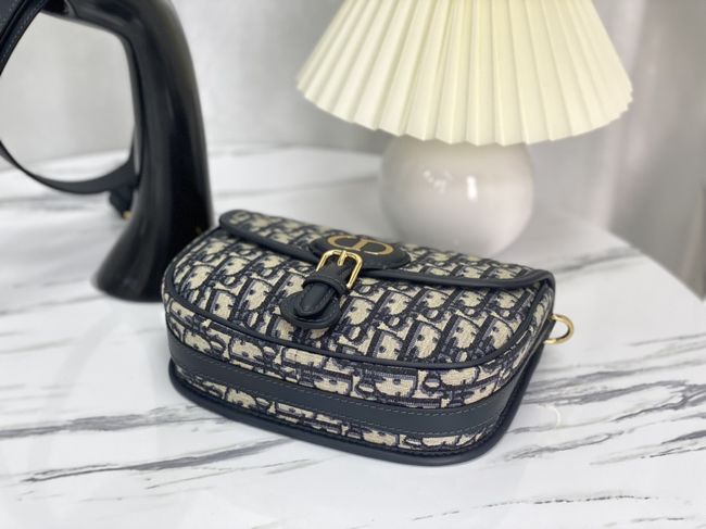 MEDIUM DIOR BOBBY BAG Warm Taupe Box Embroidery M2170 dark blue MEDIUM DIOR BOBBY BAG Warm Taupe Box Embroidery M2170 dark blue