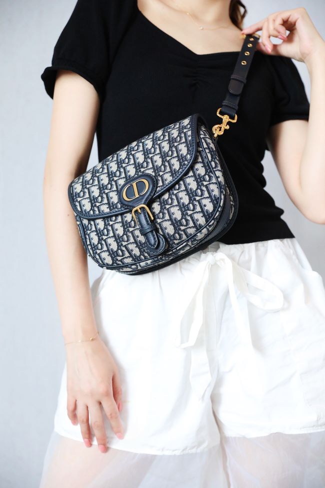 MEDIUM DIOR BOBBY BAG Warm Taupe Box Embroidery M2170 dark blue MEDIUM DIOR BOBBY BAG Warm Taupe Box Embroidery M2170 dark blue