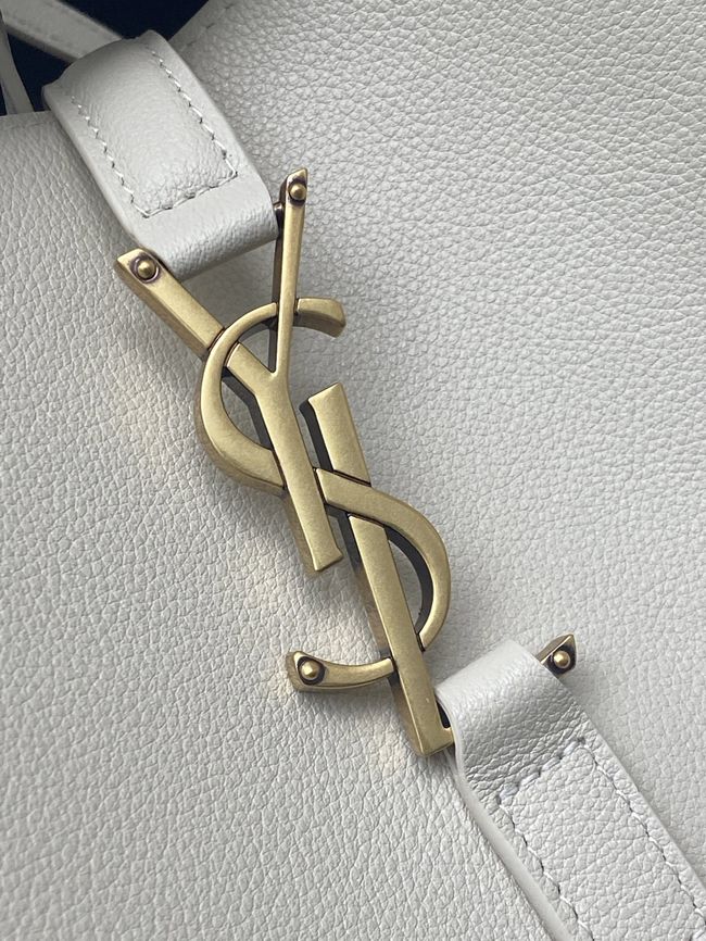 Saint Laurent LE 5 A 7 supple LARGE in grained leather 850545 white Saint Laurent LE 5 A 7 supple LARGE in grained leather 850545 white
