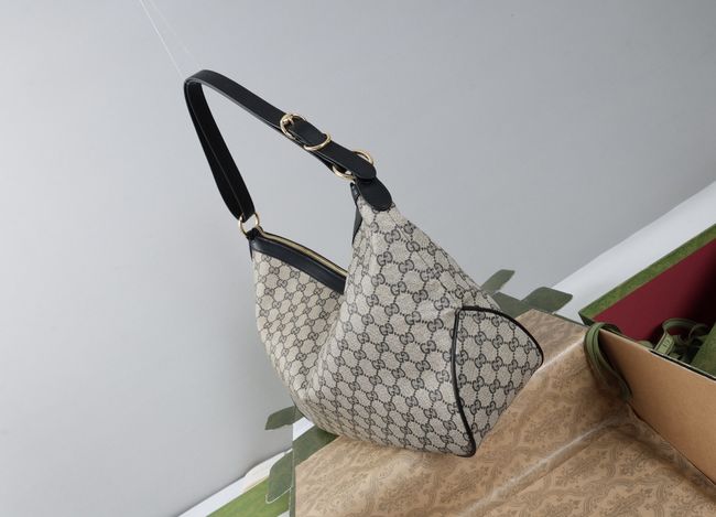 Gucci Starlet large shoulder bag A00CI2 black Gucci Starlet large shoulder bag A00CI2 black