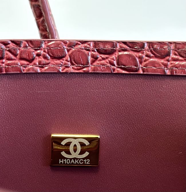 Chanel Small Shopping Bag AS6492 Burgundy Chanel Small Shopping Bag AS6492 Burgundy